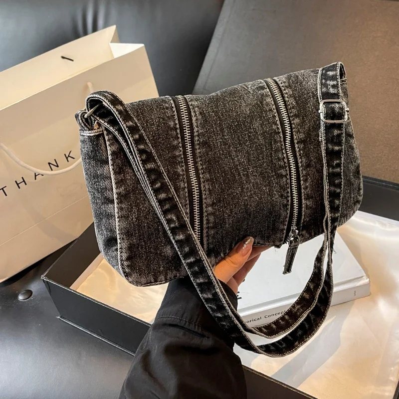 Tas Selempang Denim Solid Zipp - Women'S Bags New Look ulasan dan harga