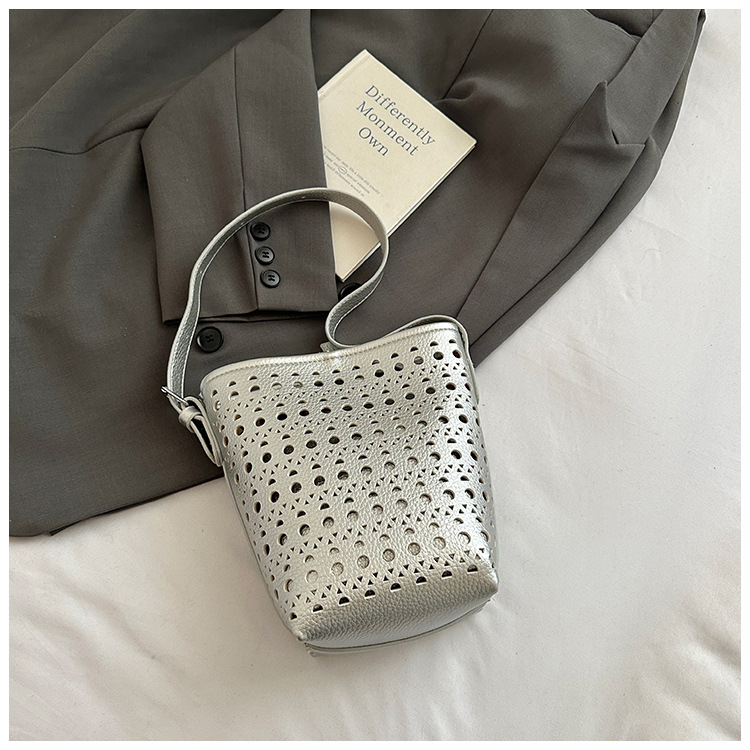 Tas besar berlubang model musi - Women'S Kipling Bags ulasan dan harga